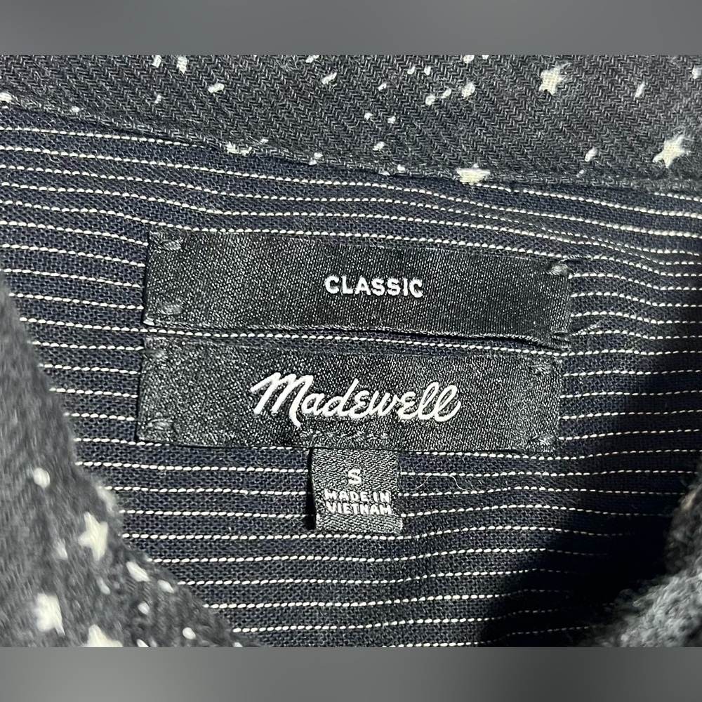 Madewell Oversized Ex-Boyfriend Button Down - Picture 3 of 6